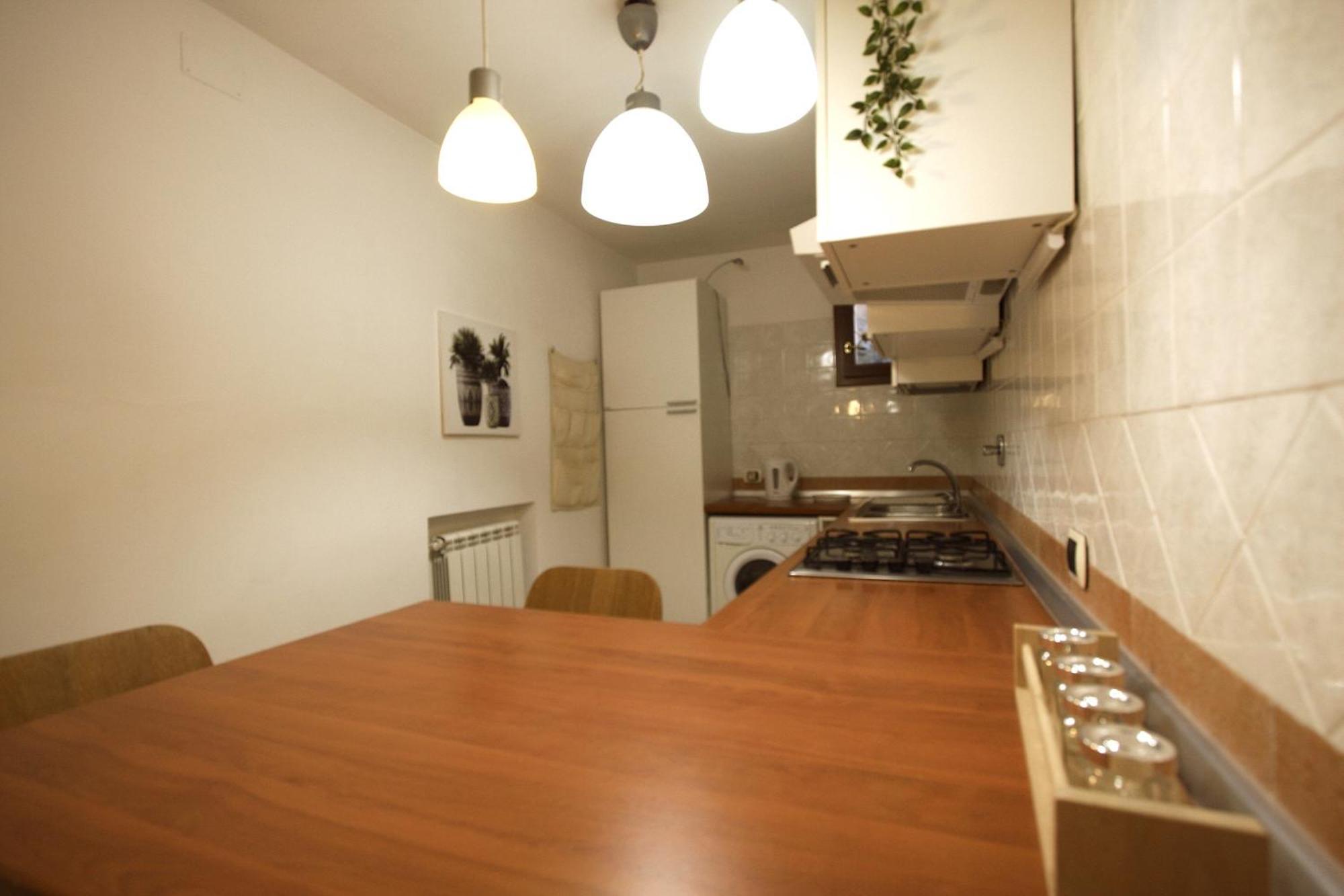 ローマAppia Antica 2Br With Swimming Poolアパートメント エクステリア 写真