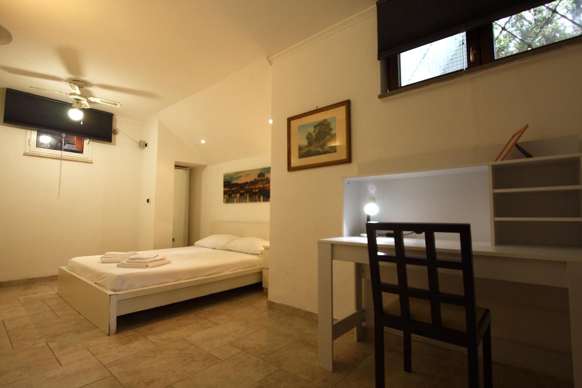 ローマAppia Antica 2Br With Swimming Poolアパートメント エクステリア 写真